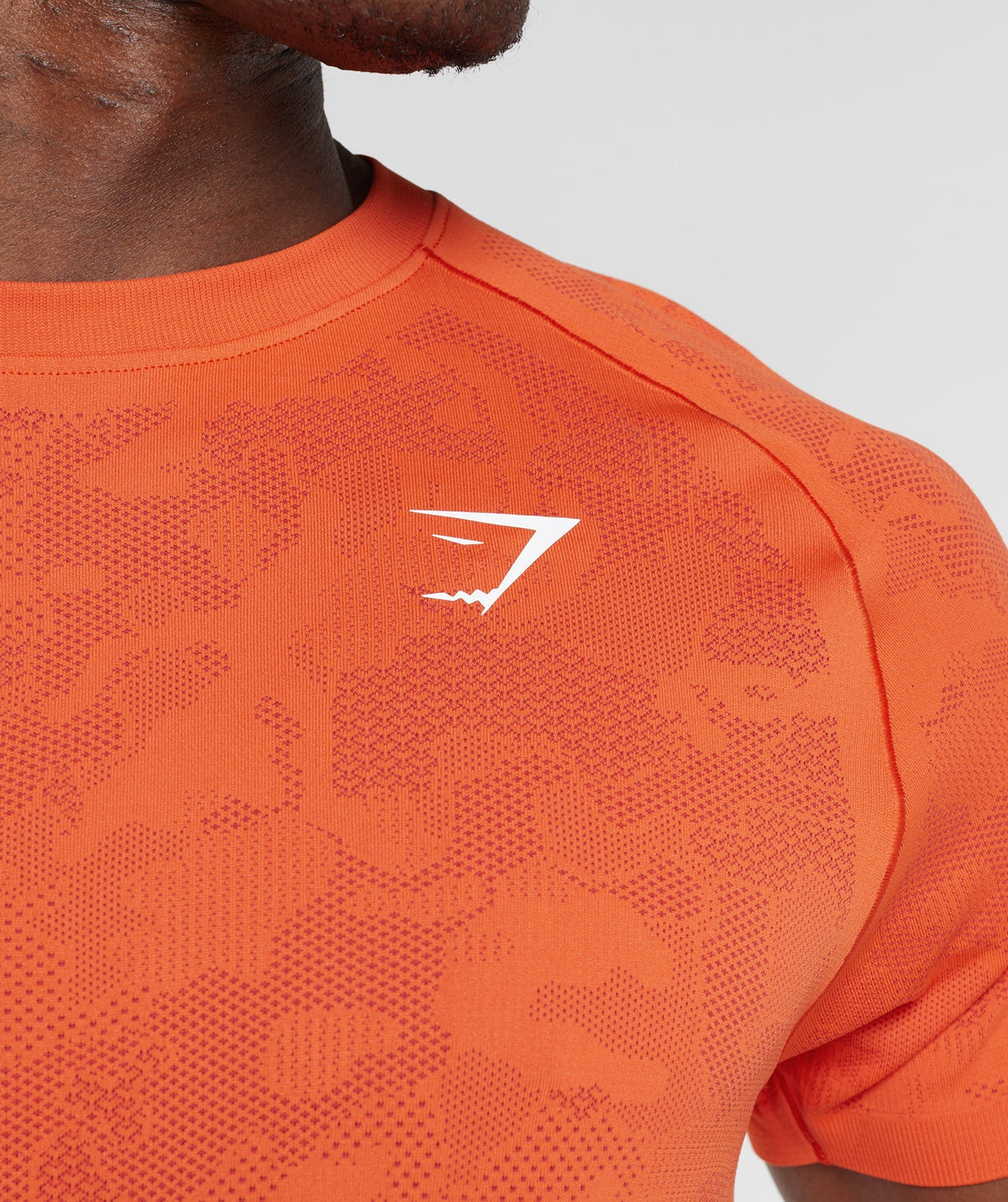 gymshark-geo-seamless-t-shirt-pepper-red-salsa-red-aw22