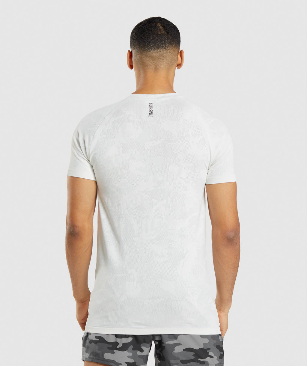 gymshark-geo-seamless-t-shirt-white-light-grey-ss22