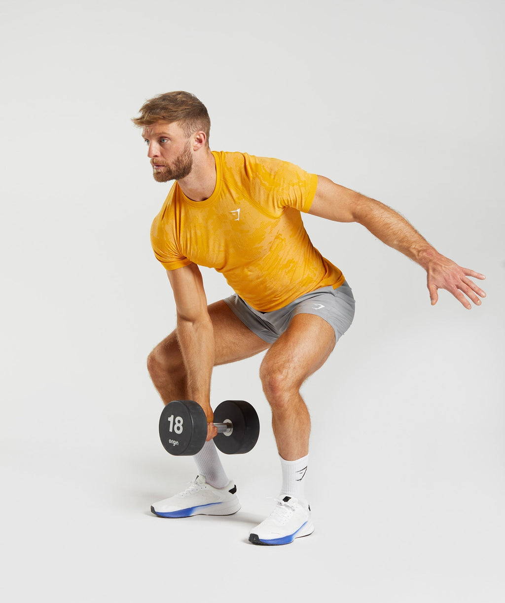 gymshark-geo-seamless-t-shirt-sunny-yellow-white-ss23
