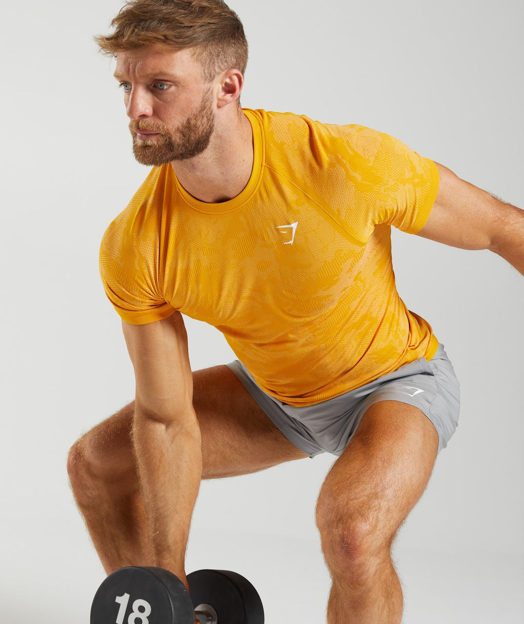 gymshark-geo-seamless-t-shirt-sunny-yellow-white-ss23