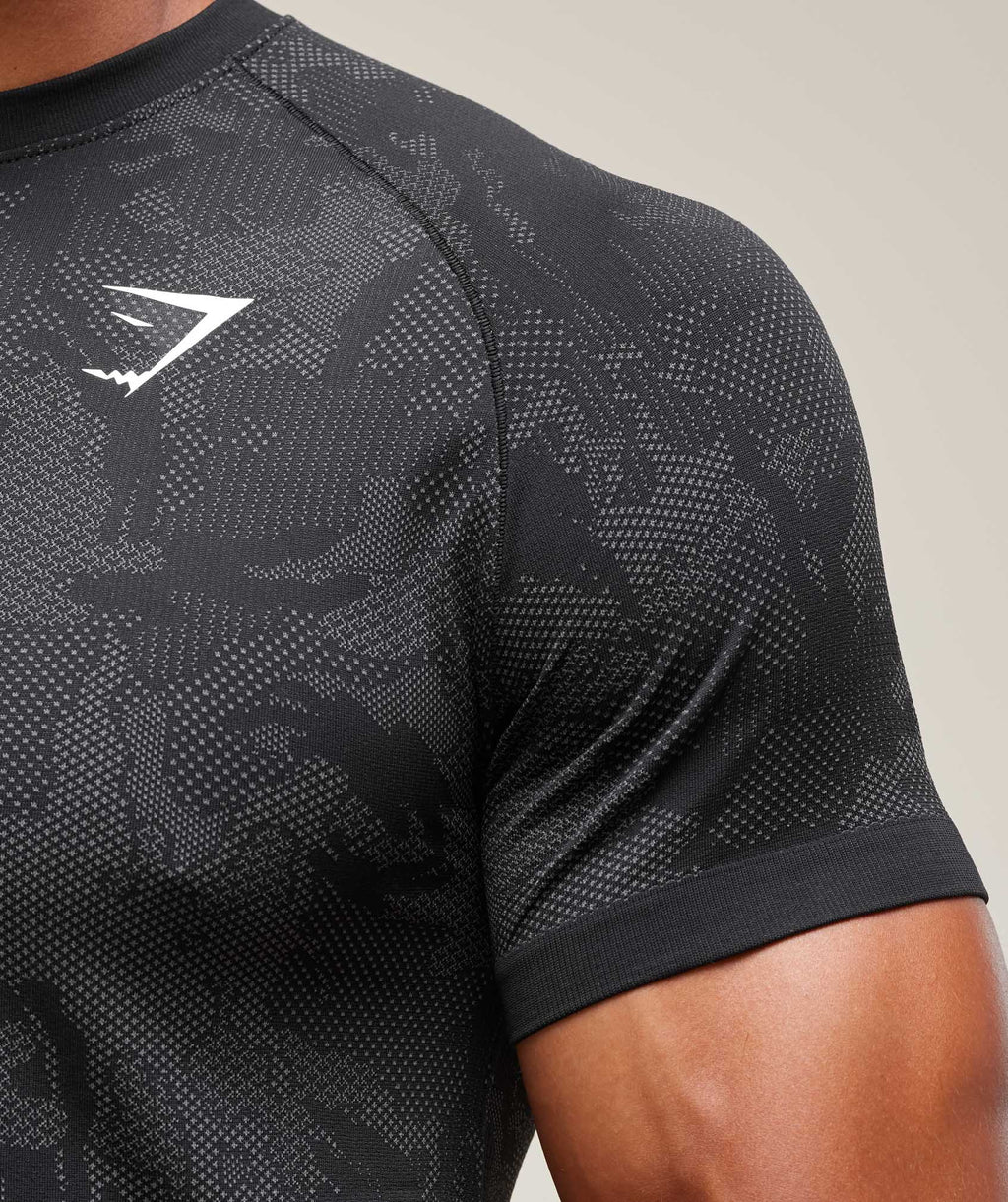 gymshark-geo-seamless-t-shirt-black-charcoal-grey-ss23