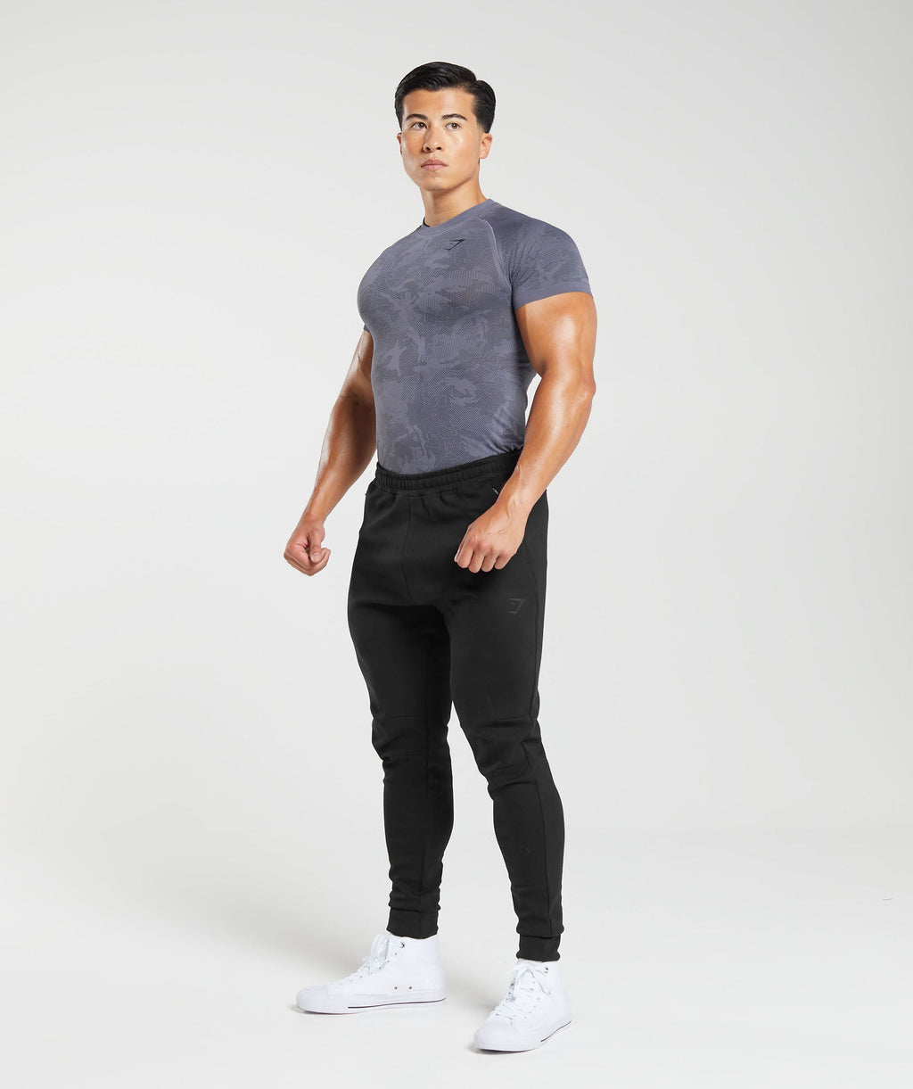 gymshark-geo-seamless-t-shirt-dewberry-purple-black-aw23