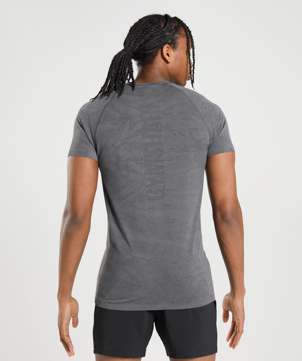 gymshark-geo-seamless-t-shirt-charcoal-grey-black-ss22