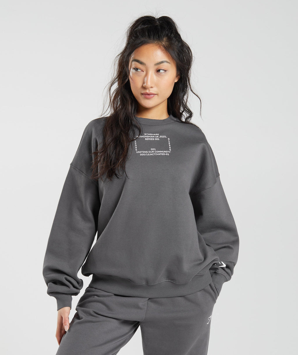gymshark-activated-graphic-sweatshirt-silhouette-grey-ss23