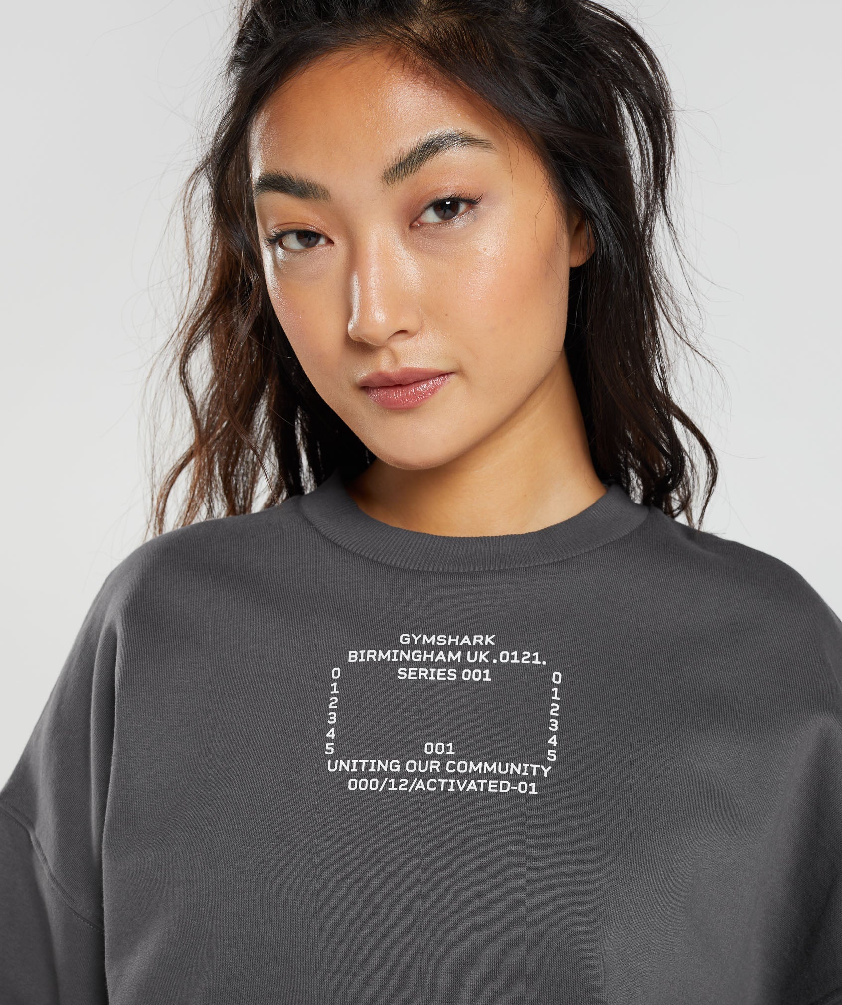 gymshark-activated-graphic-sweatshirt-silhouette-grey-ss23