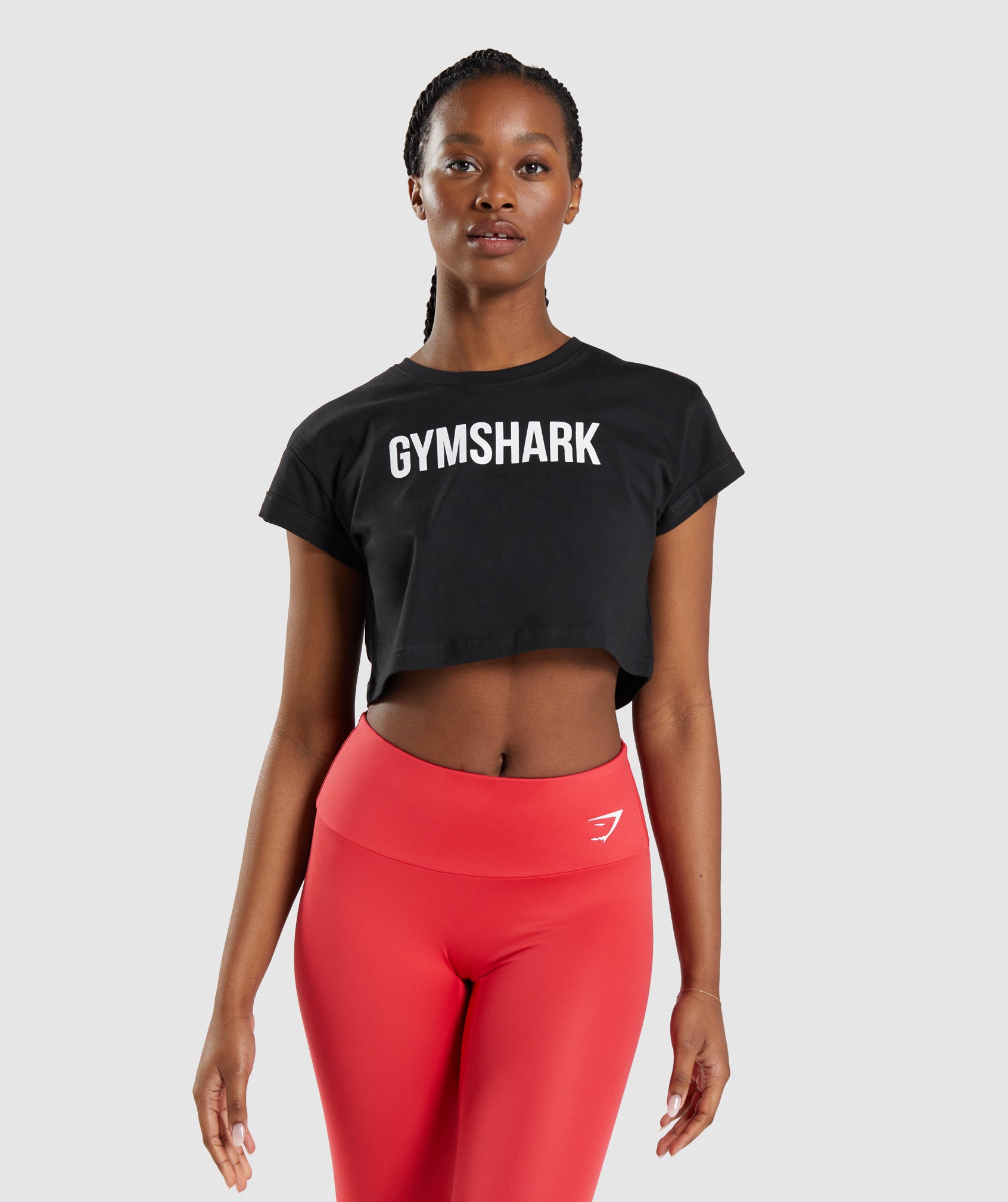 gymshark-apollo-crop-top-black-ss22