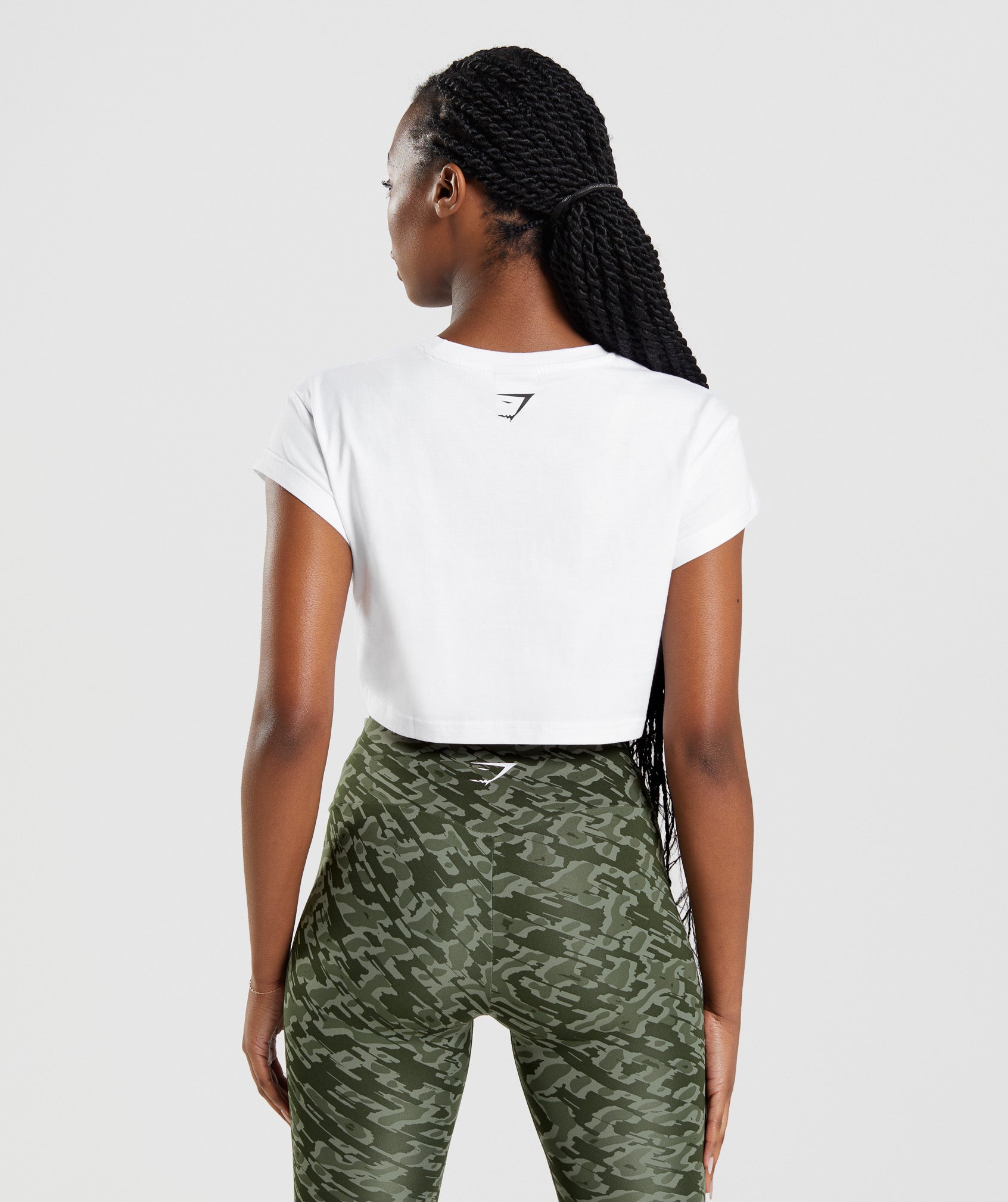 gymshark-apollo-crop-top-white-ss22