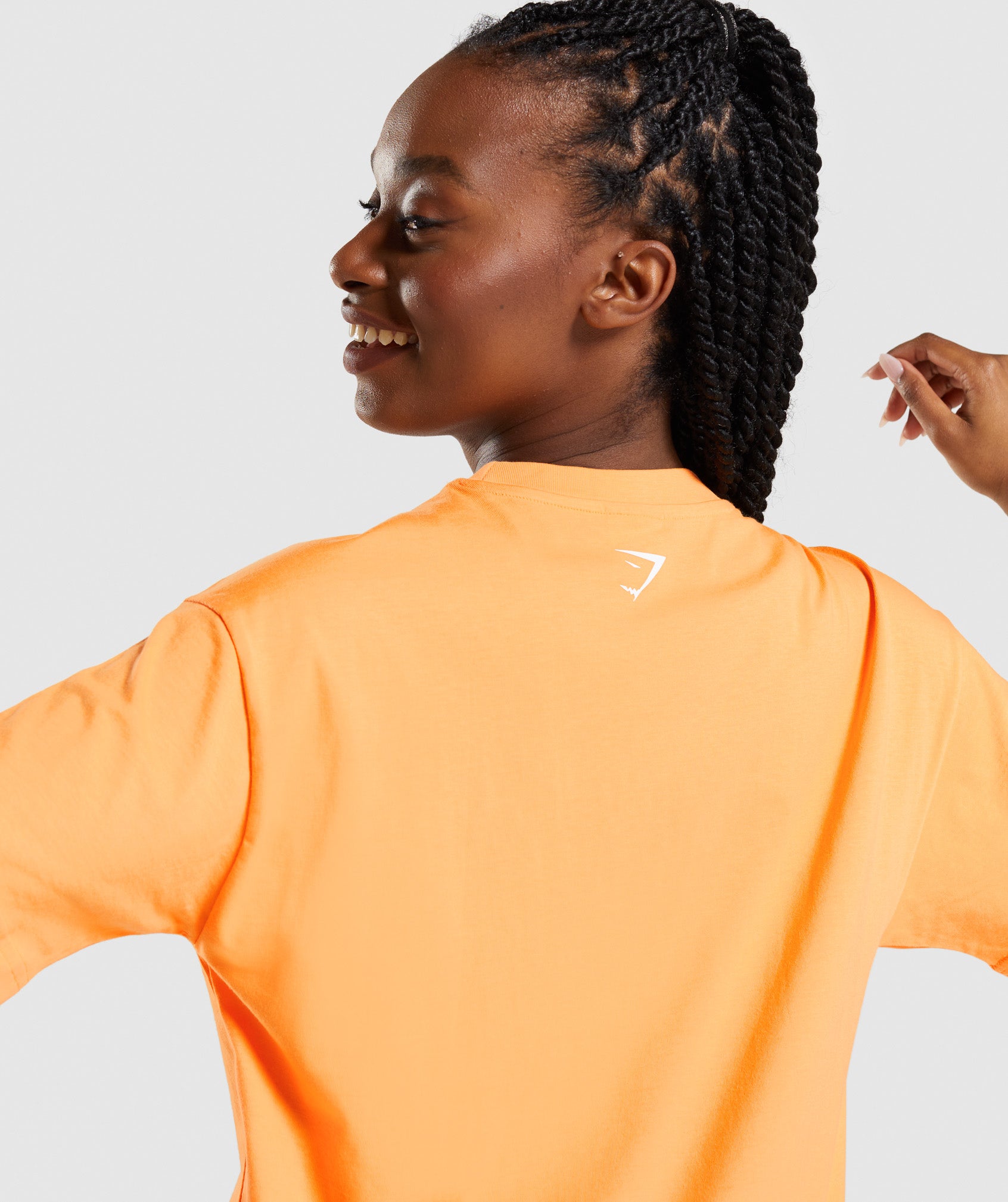 gymshark-apollo-oversized-t-shirt-apricot-orange-ss22