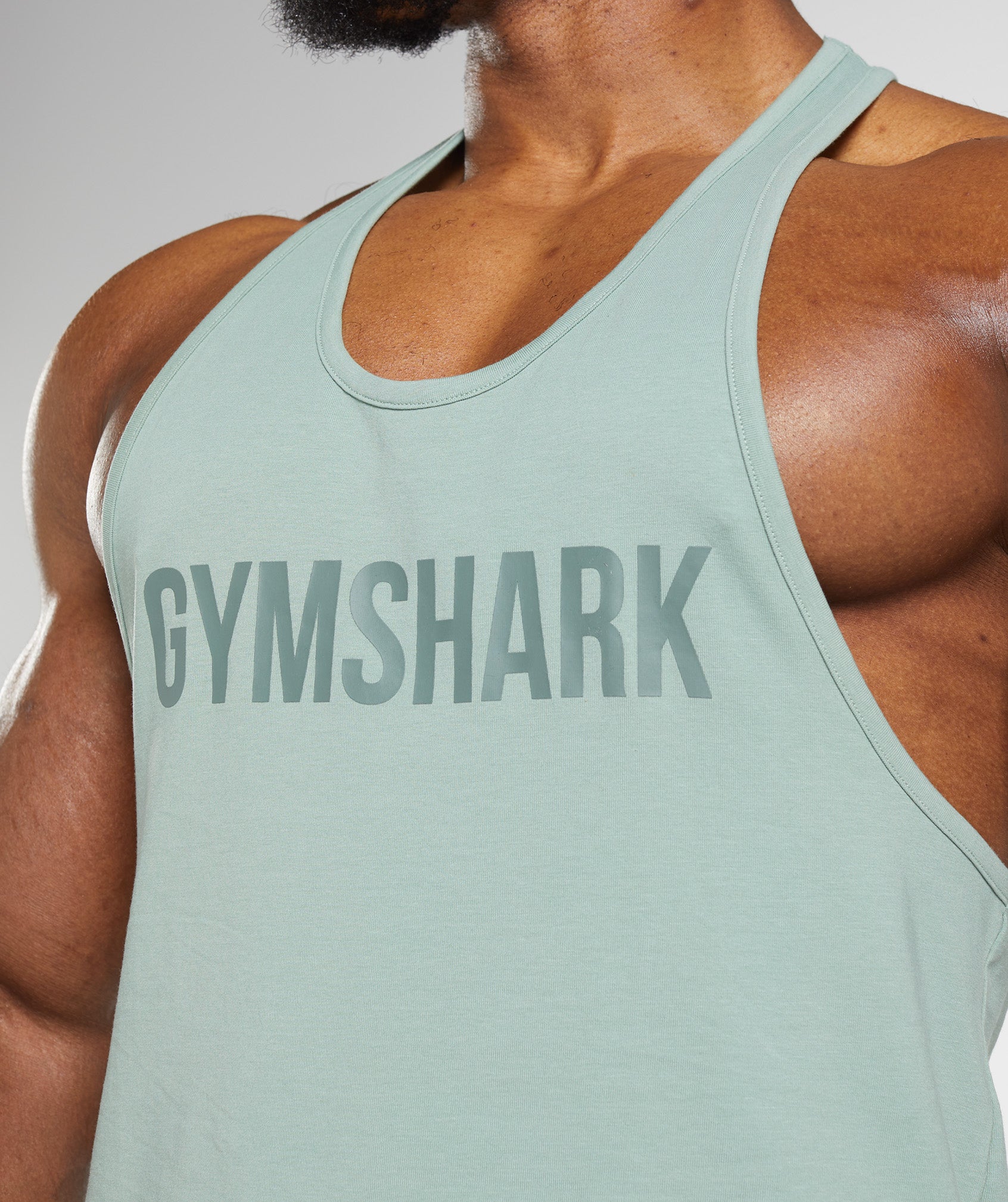 gymshark-apollo-stringer-desert-sage-green-ss23