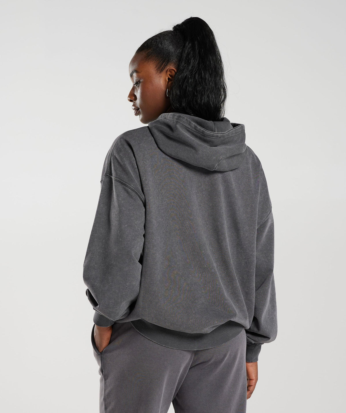 gymshark-collegiate-oversized-hoodie-silhouette-grey-ss23
