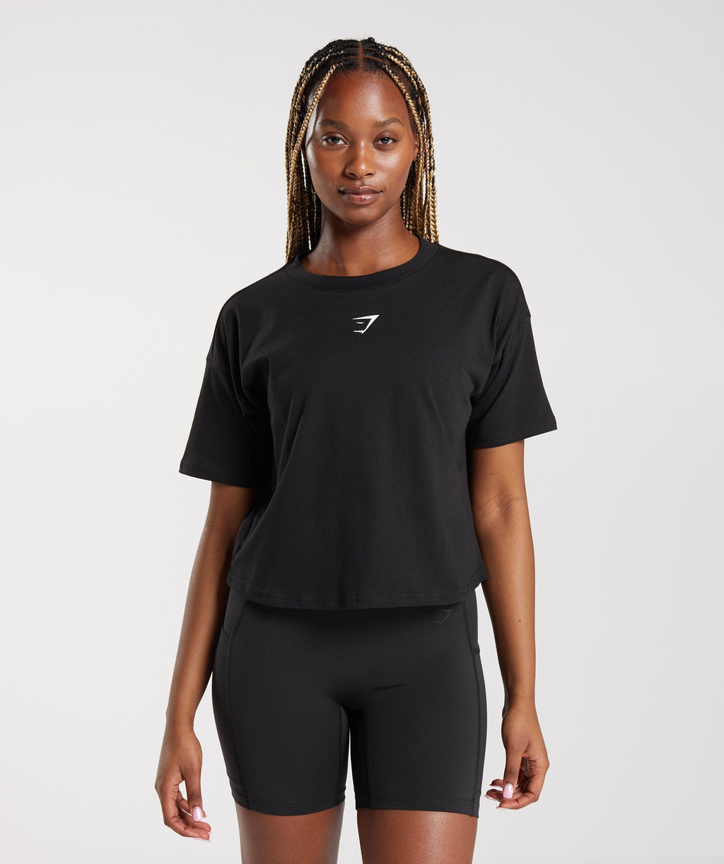 gymshark-central-graphic-midi-tee-black-ss23