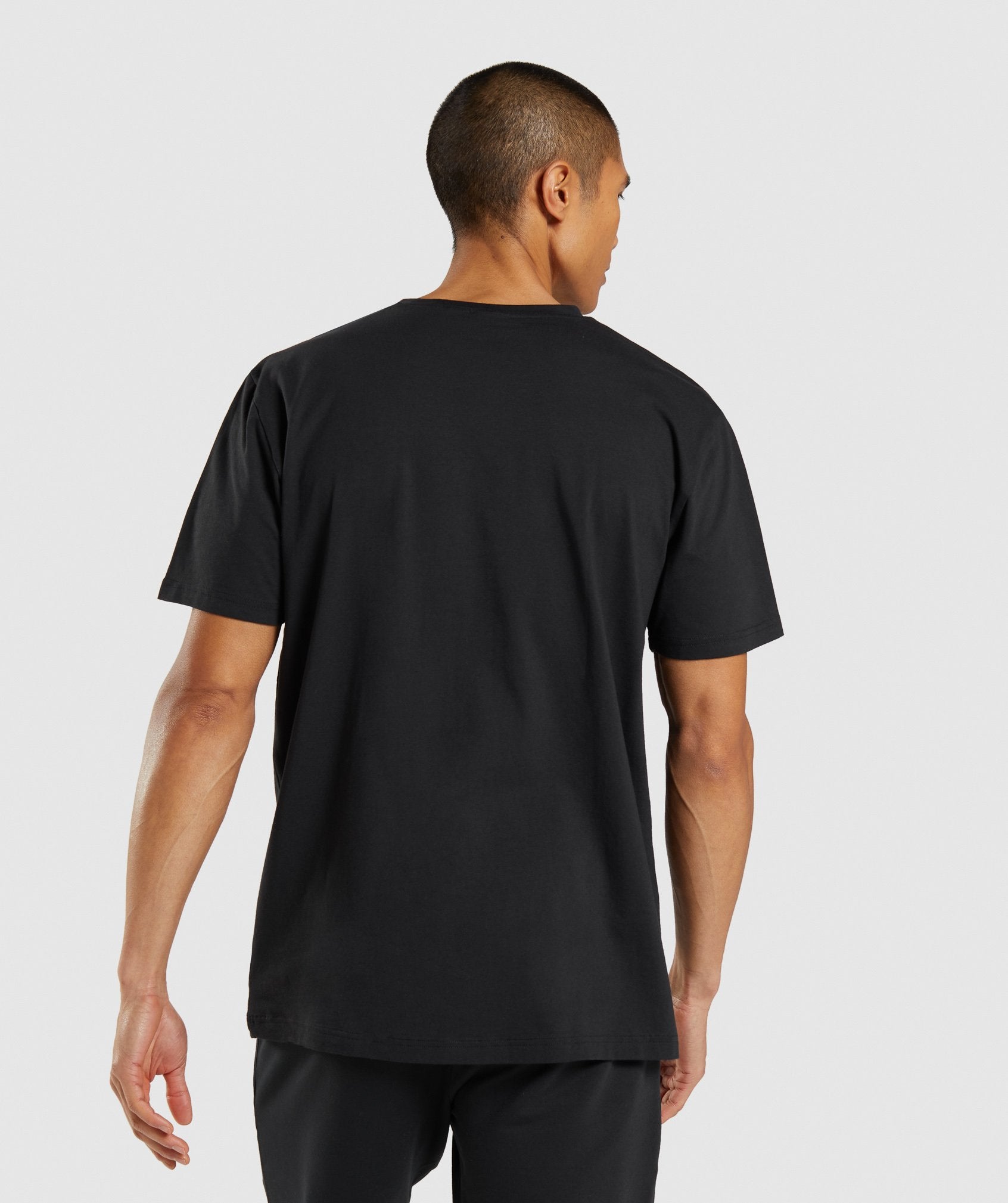 gymshark-sharkhead-infill-t-shirt-black-aw21