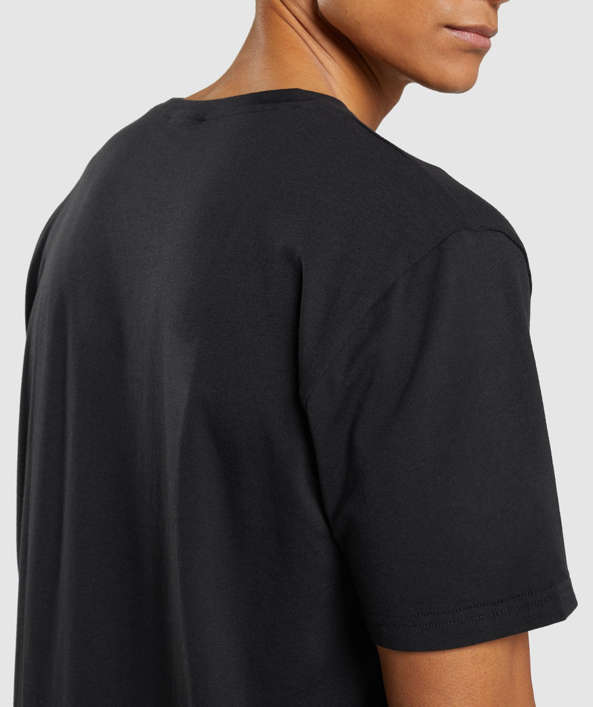 gymshark-sharkhead-infill-t-shirt-black-aw21
