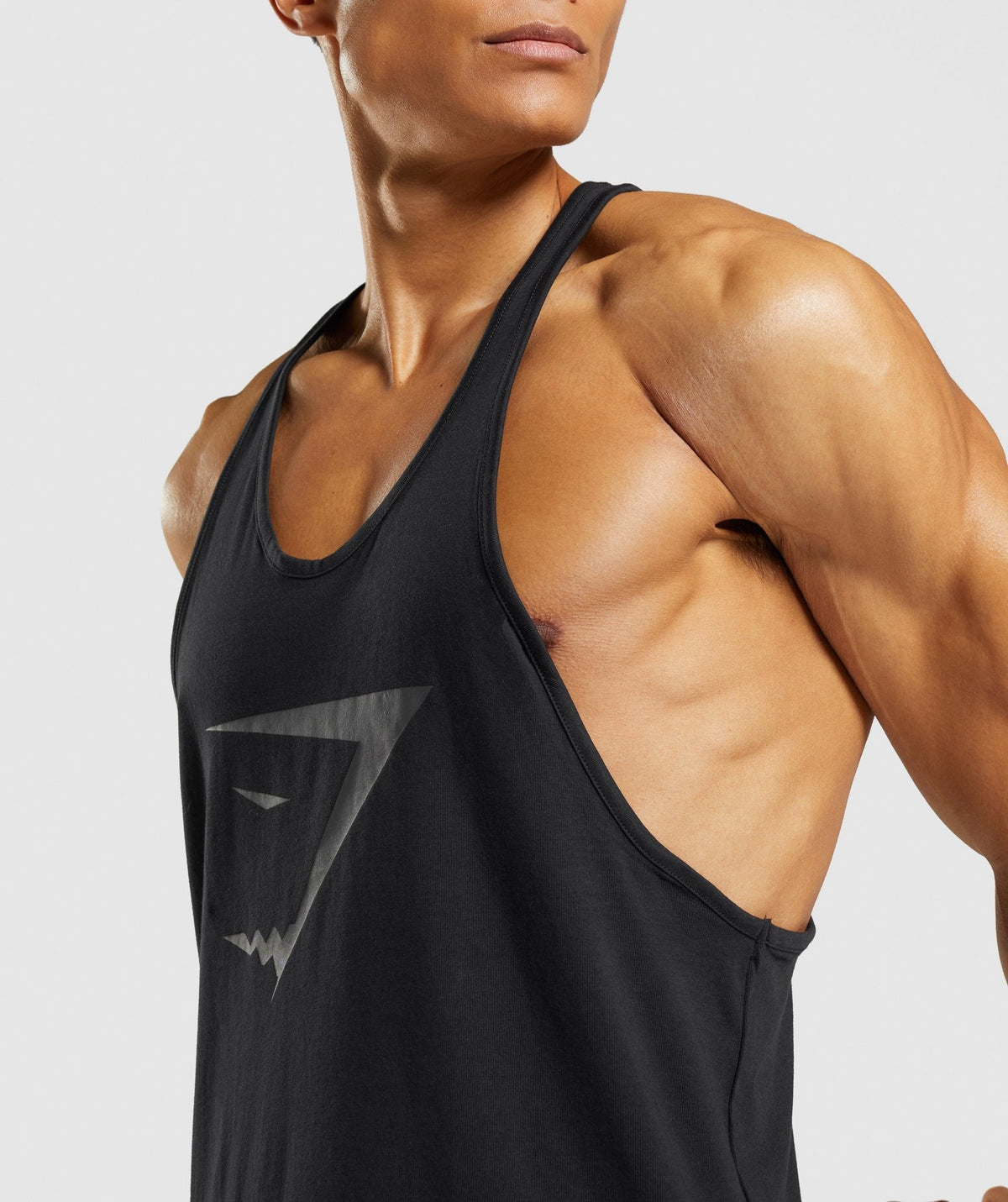 gymshark-sharkhead-infill-stringer-black-aw21