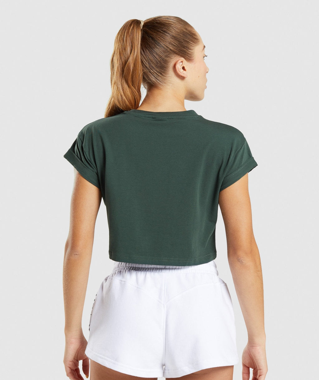 gymshark-legacy-graphic-crop-tee-dark-green-aw21