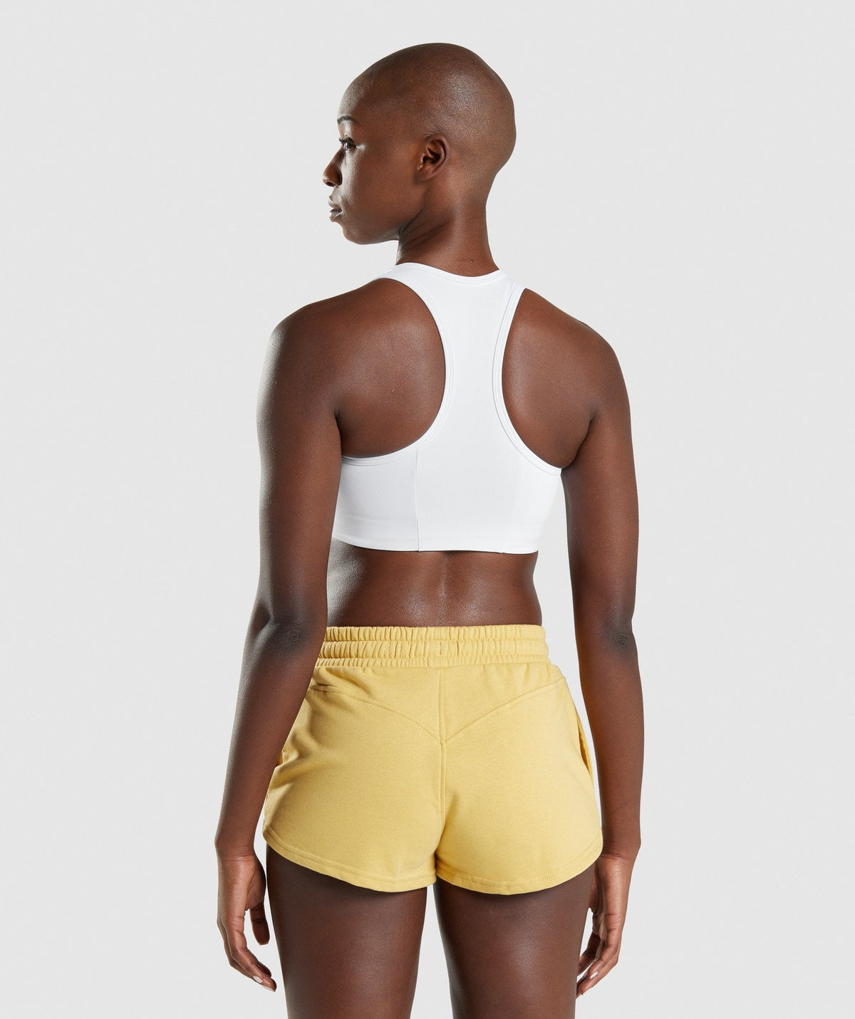 gymshark-legacy-graphic-sports-bra-white-aw21