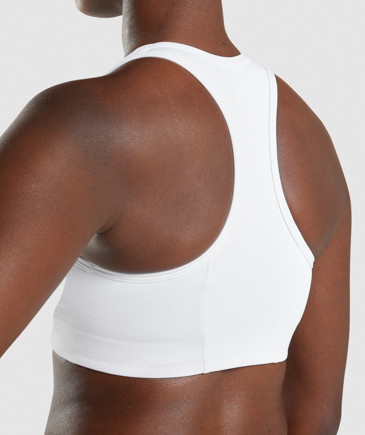 gymshark-legacy-graphic-sports-bra-white-aw21