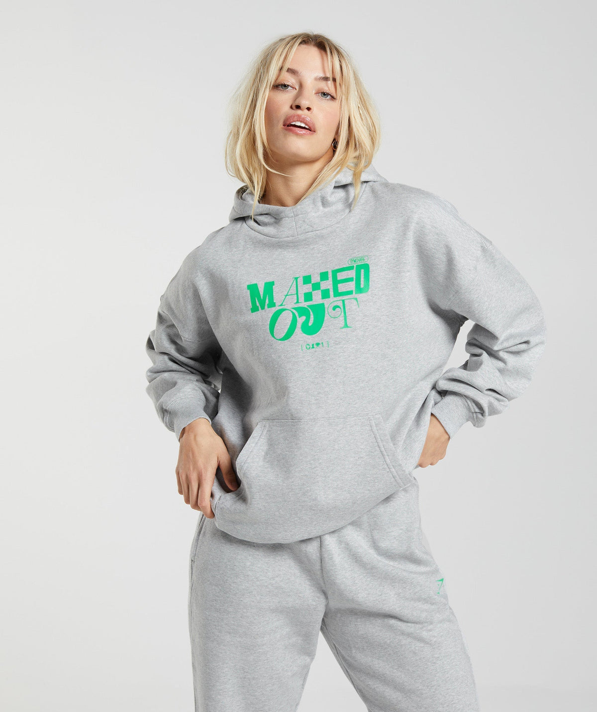 gymshark-maxed-out-hoodie-light-grey-marl-ss23