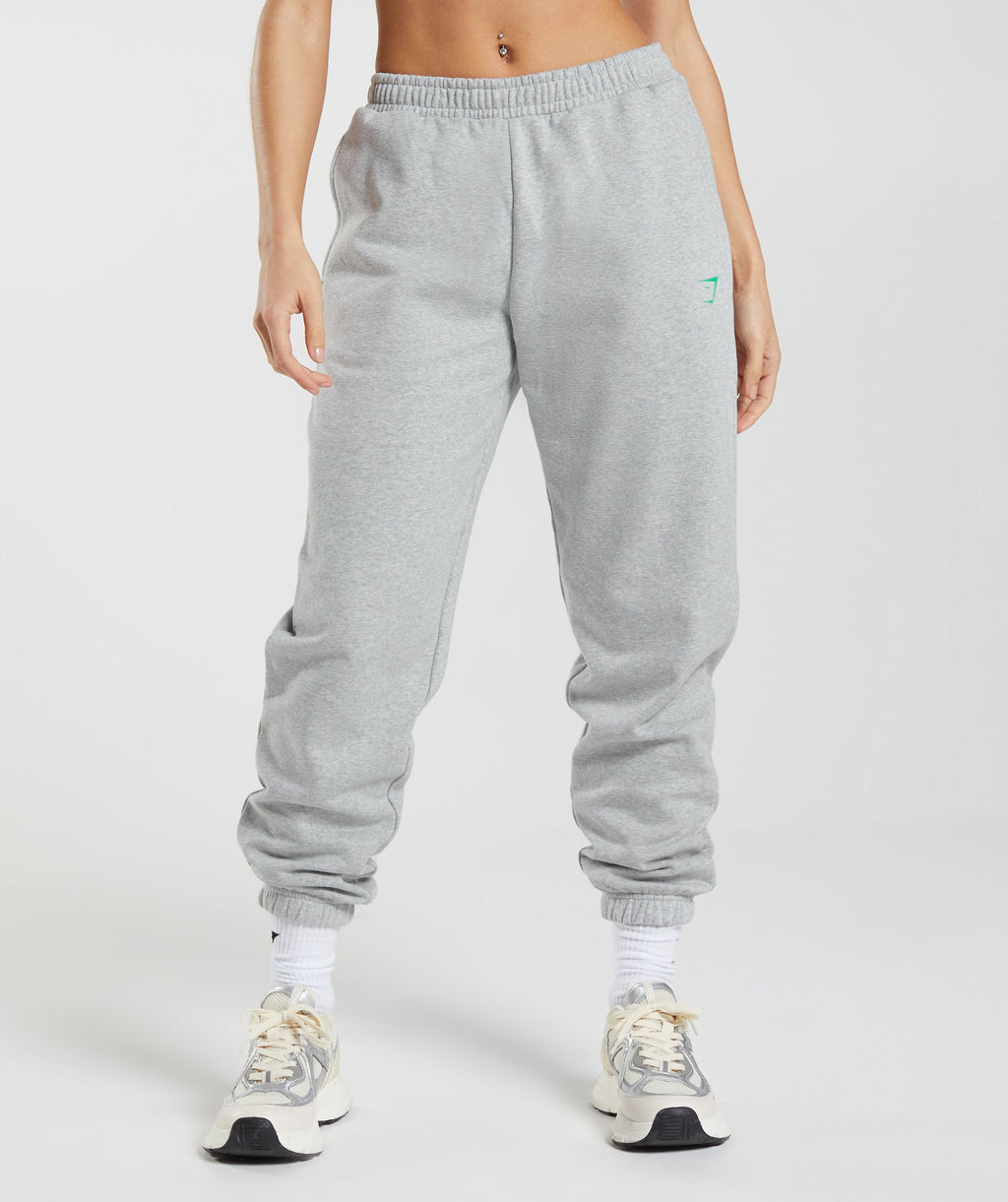 gymshark-maxed-out-joggers-light-grey-marl-ss23