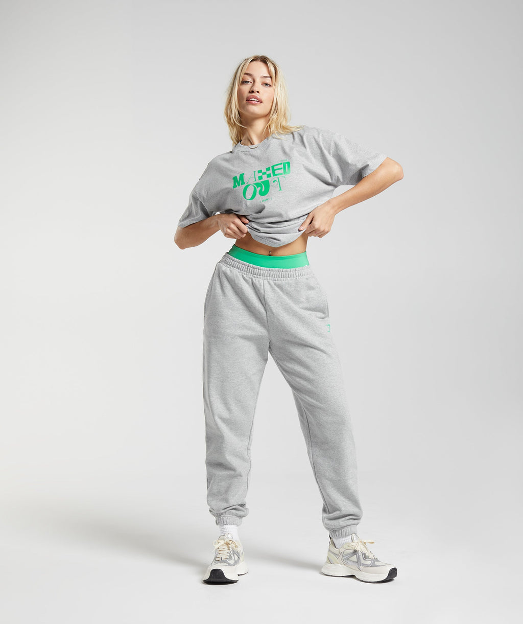 gymshark-maxed-out-oversized-t-shirt-light-grey-marl-ss23
