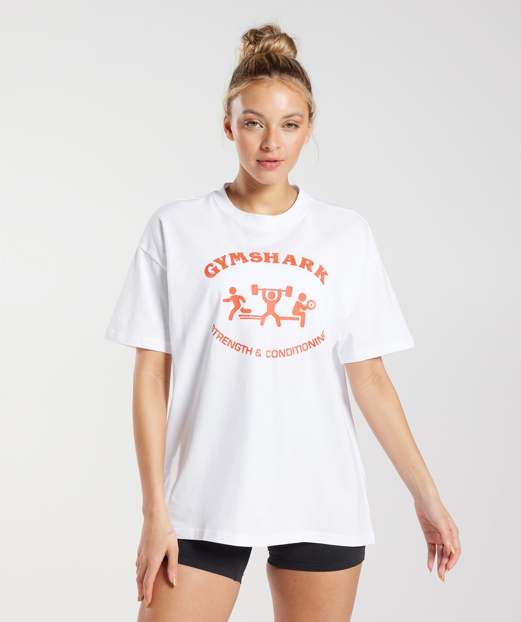 gymshark-retro-graphic-oversized-t-shirt-white-ss23