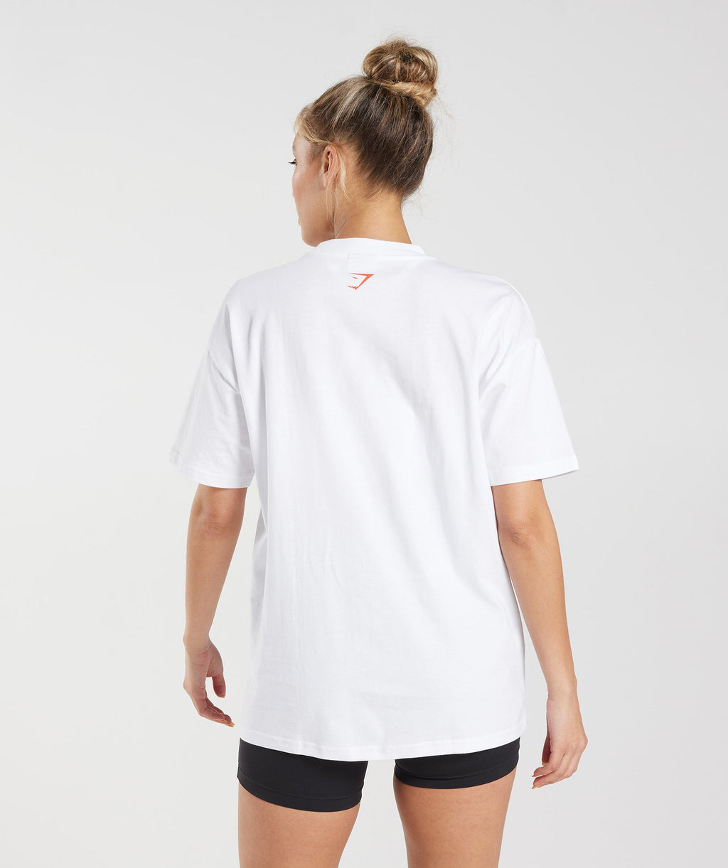 gymshark-retro-graphic-oversized-t-shirt-white-ss23