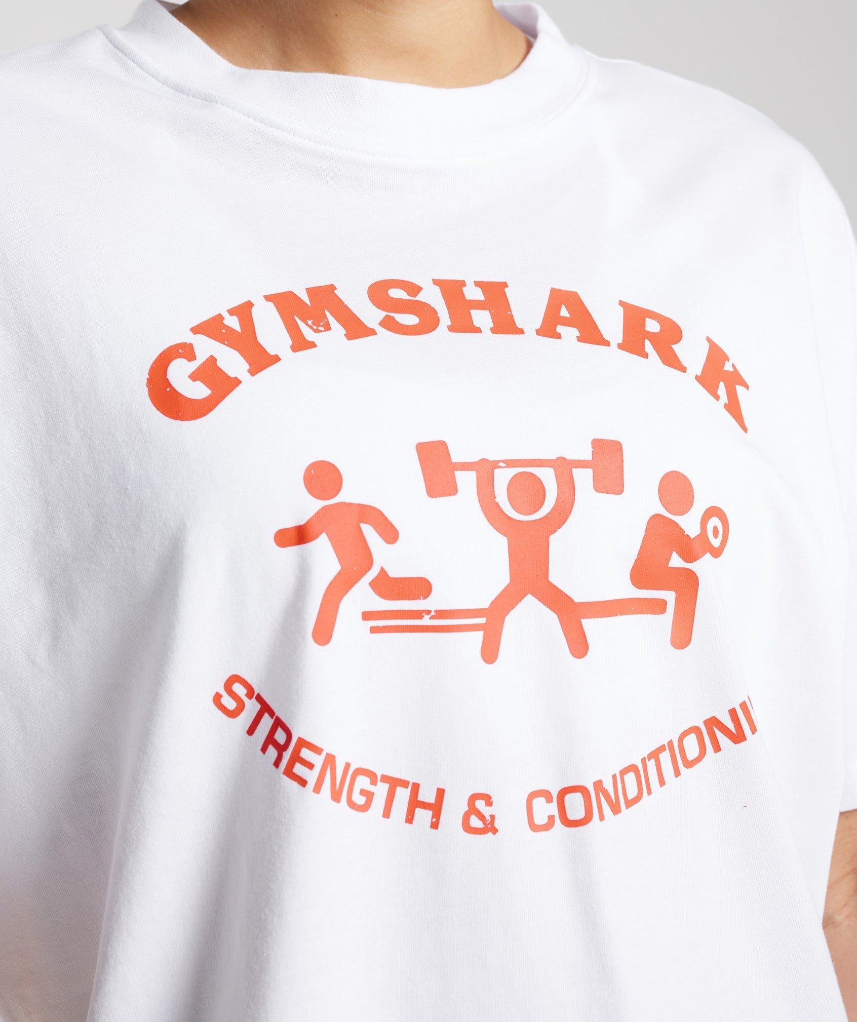 gymshark-retro-graphic-oversized-t-shirt-white-ss23
