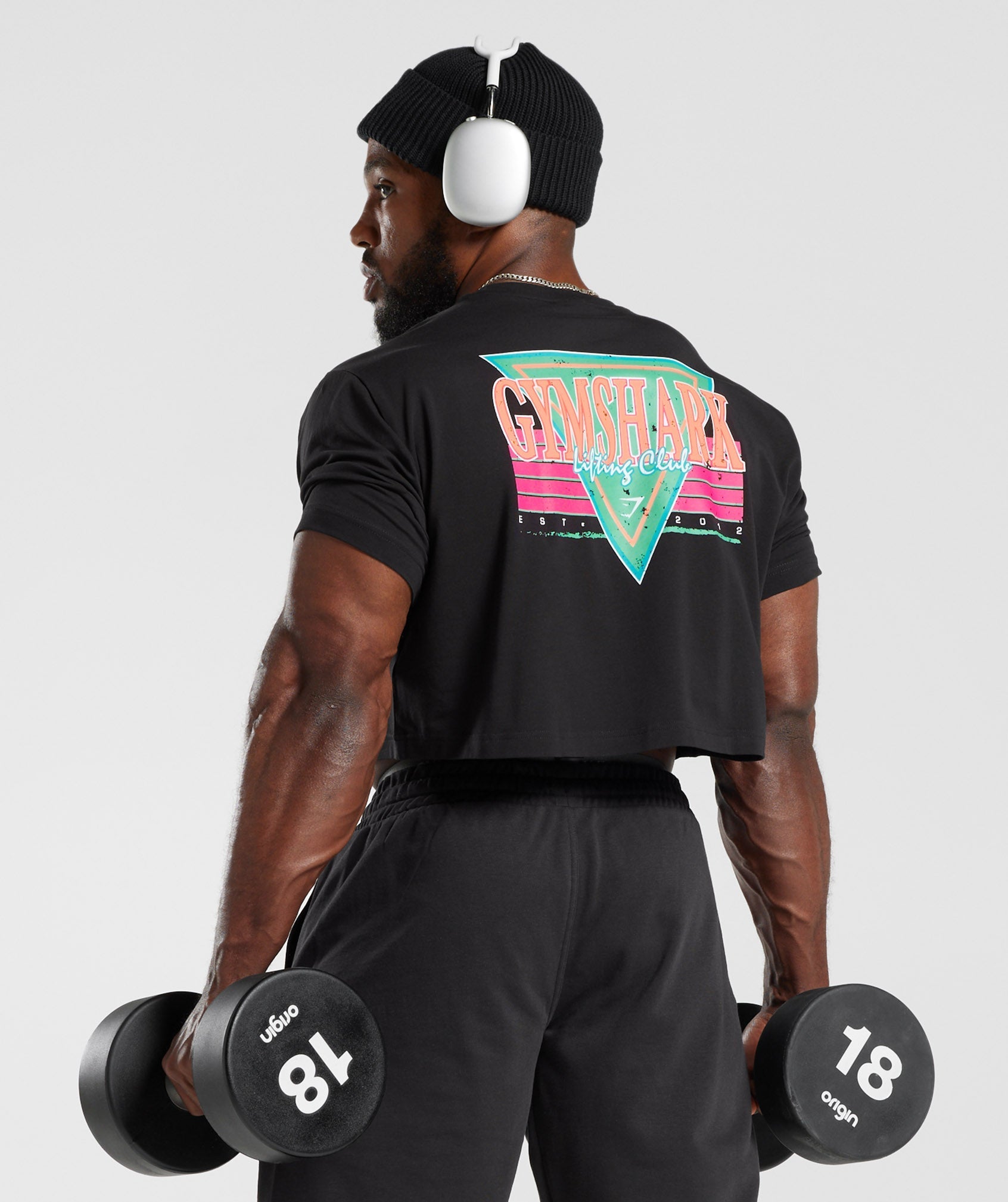 gymshark-retrowave-crop-t-shirt-black-ss23