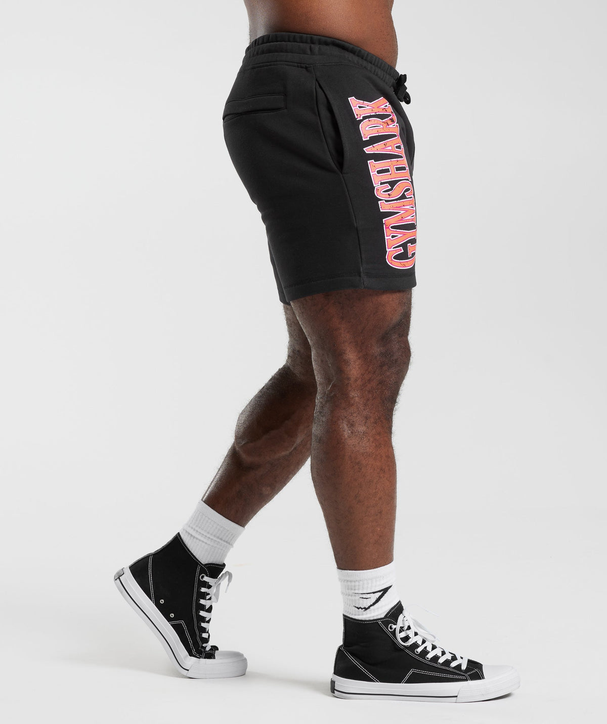 gymshark-retrowave-shorts-black-ss23