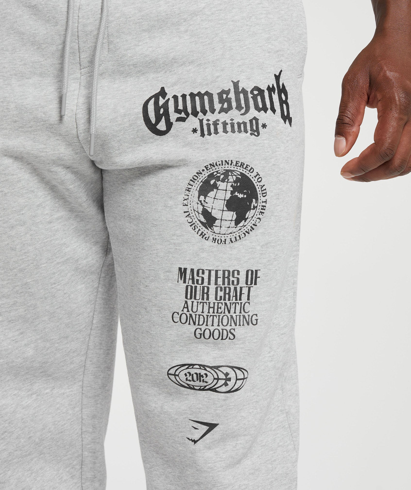 gymshark-global-lifting-oversized-joggers-grey-aw23