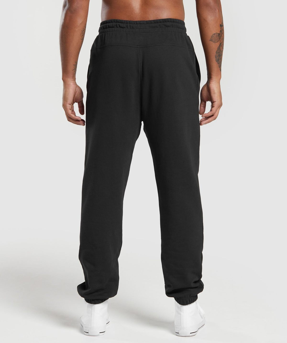 gymshark-global-lifting-oversized-joggers-black-aw23