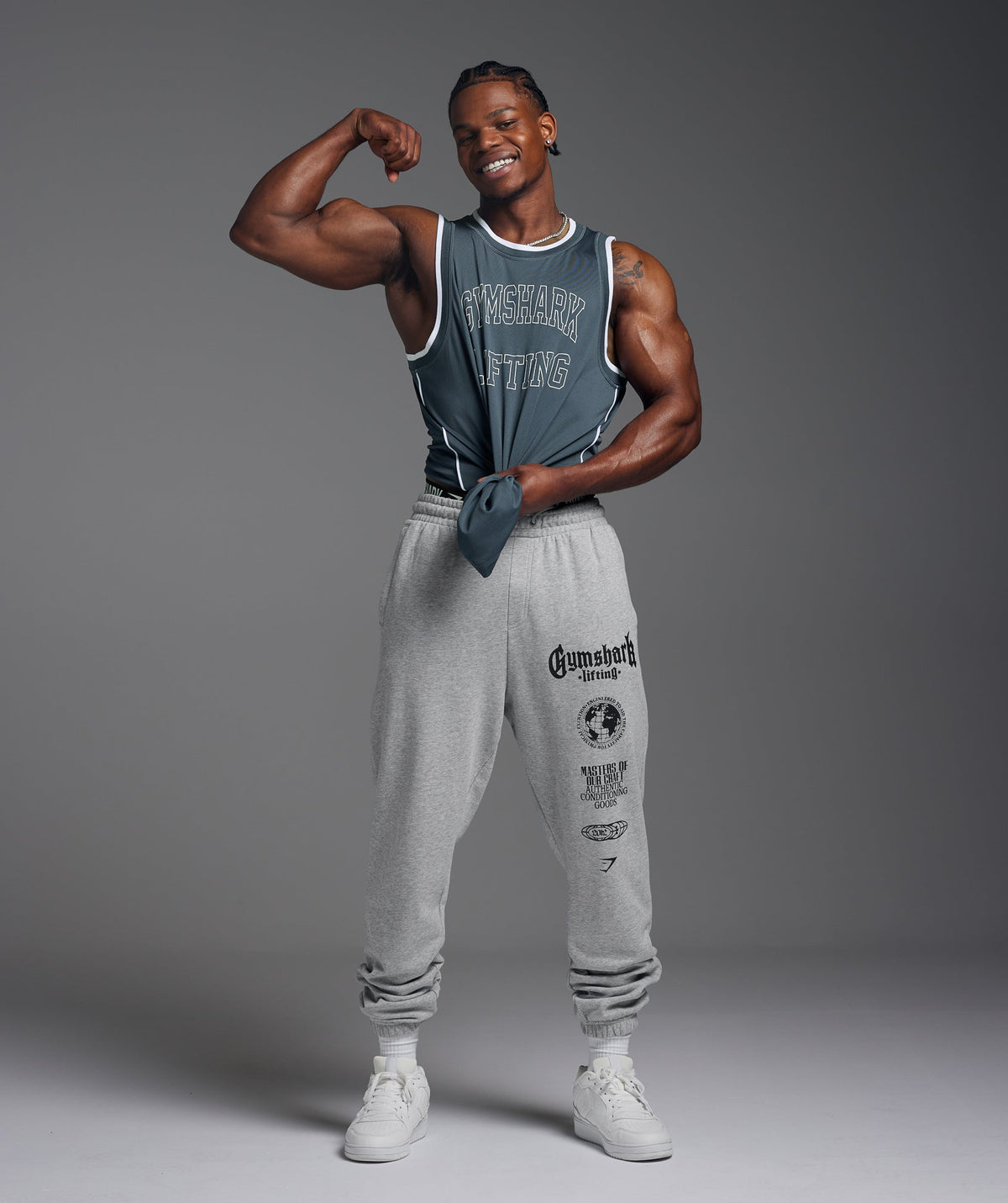 gymshark-global-lifting-oversized-joggers-grey-aw23