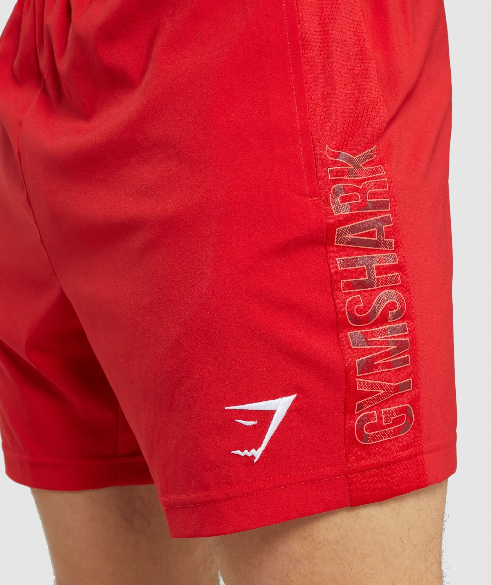 gymshark-graphic-sport-shorts-sports-red