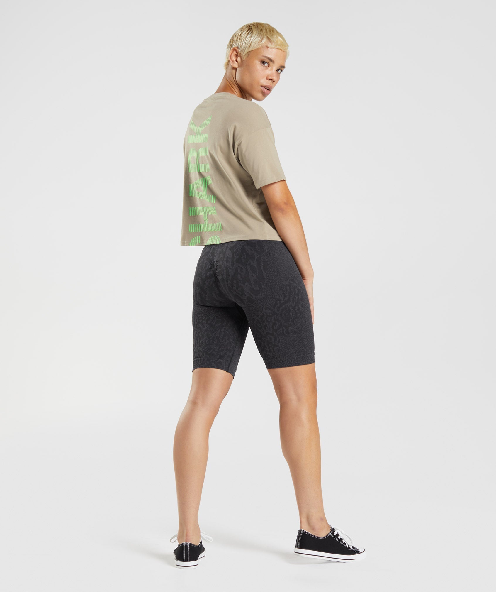 gymshark-315-midi-t-shirt-cement-brown-fluo-lime-aw22