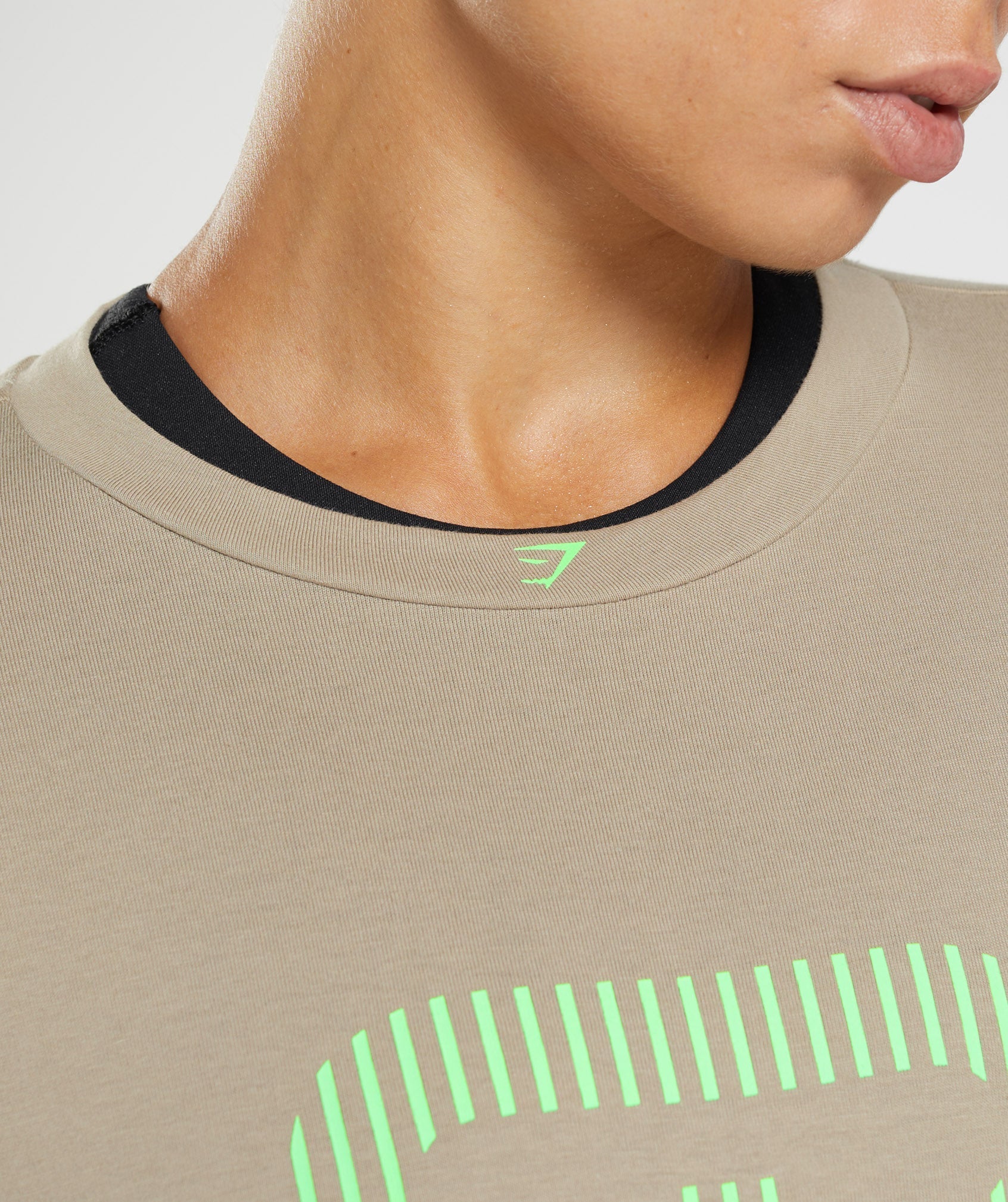 gymshark-315-midi-t-shirt-cement-brown-fluo-lime-aw22