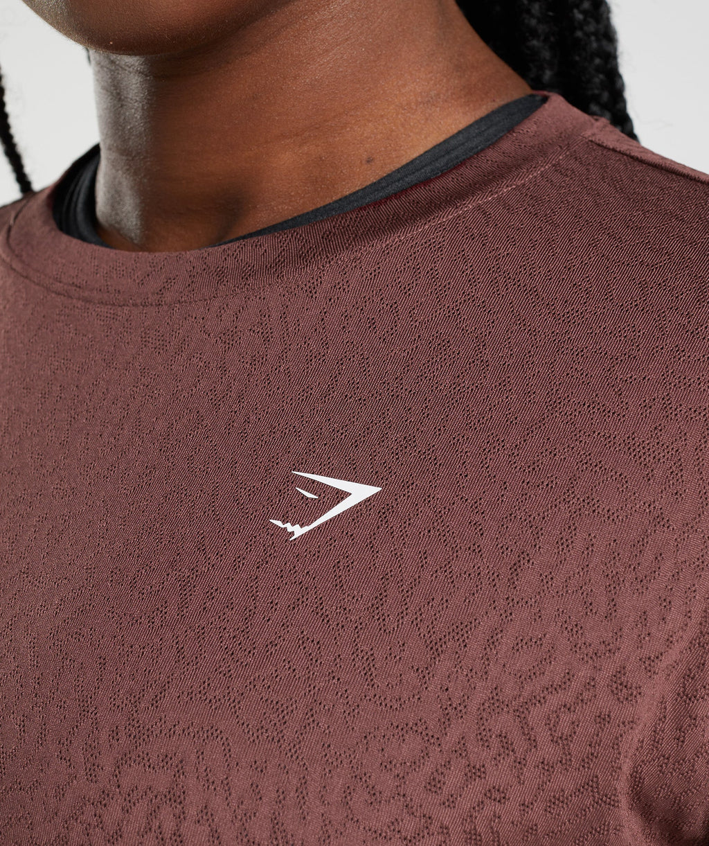 gymshark-adapt-animal-seamless-crop-top-reef-cherry-brown-aw22