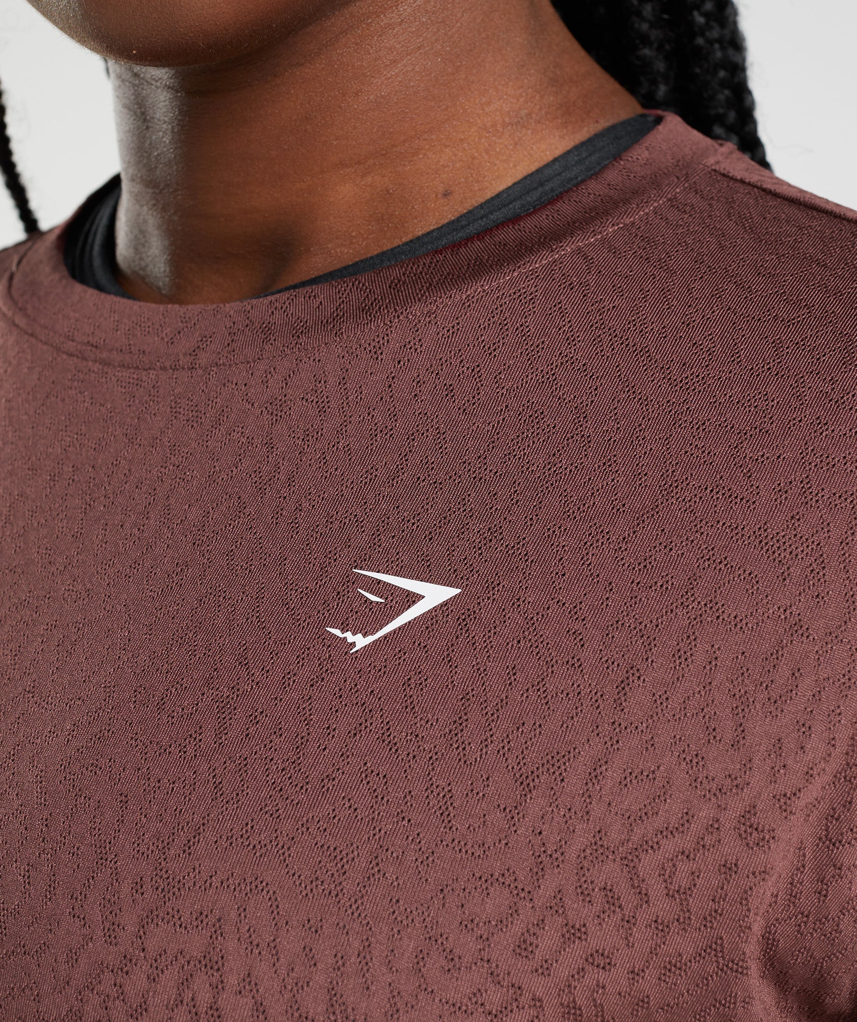 gymshark-adapt-animal-seamless-crop-top-reef-cherry-brown-aw22