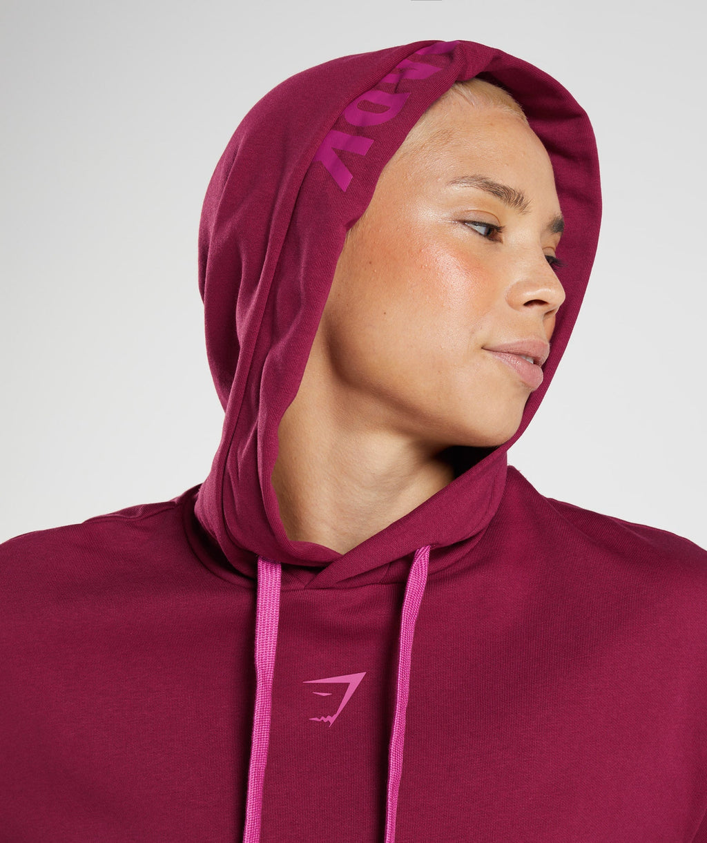 gymshark-graphics-fraction-hoodie-currant-pink-aw22