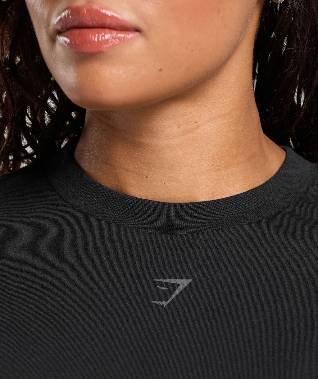 gymshark-gritty-muscle-mommy-graphic-t-shirt-black-ss25