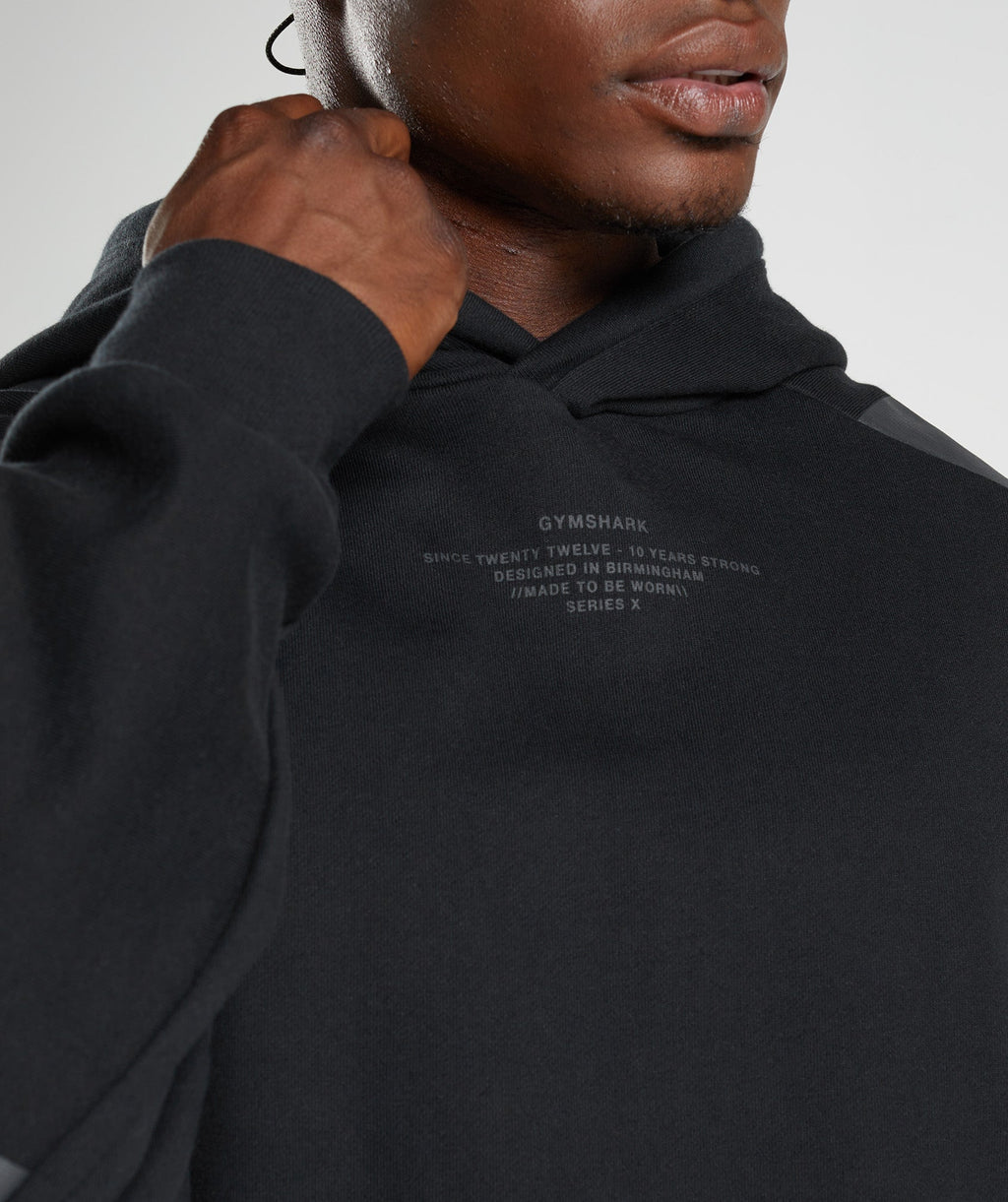 gymshark-gs10-year-hoodie-black-mens-aw22