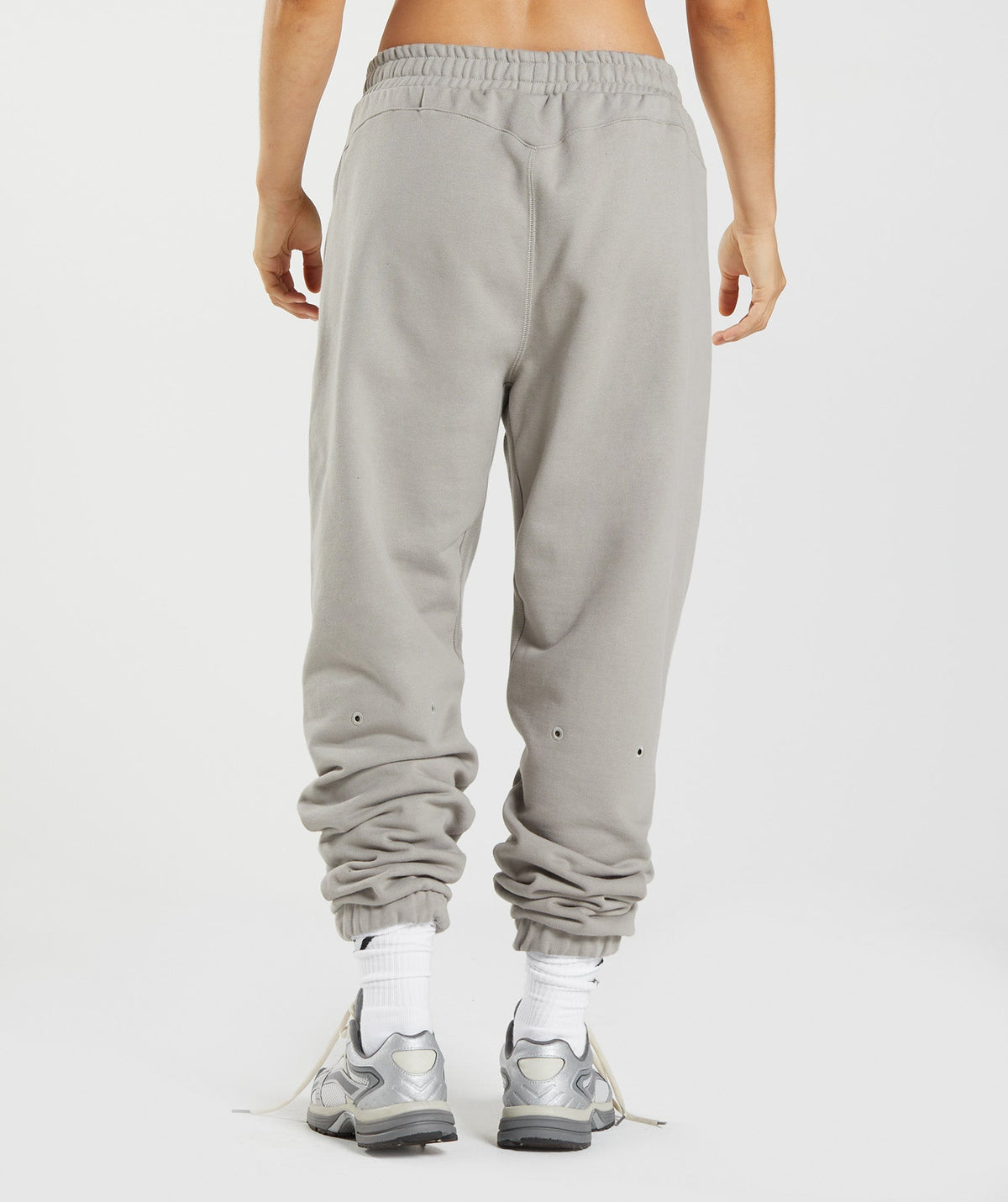 gymshark-gs10-jogger-ecru-brown-aw22