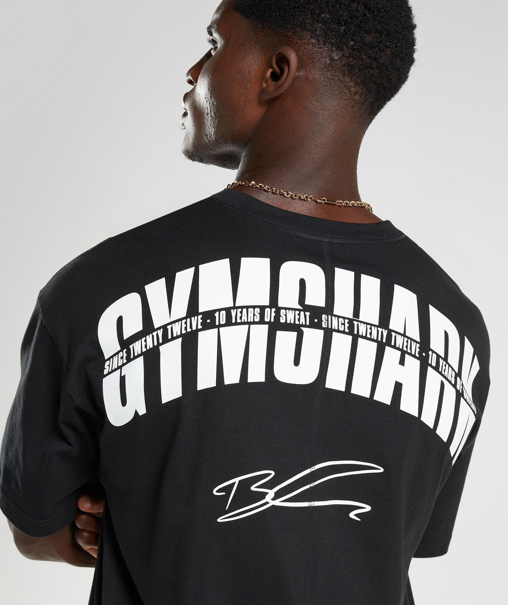gymshark-gs10-year-oversized-t-shirt-black-aw22