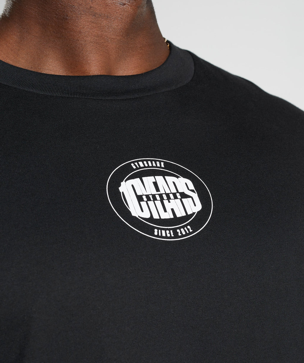gymshark-gs10-year-oversized-t-shirt-black-aw22