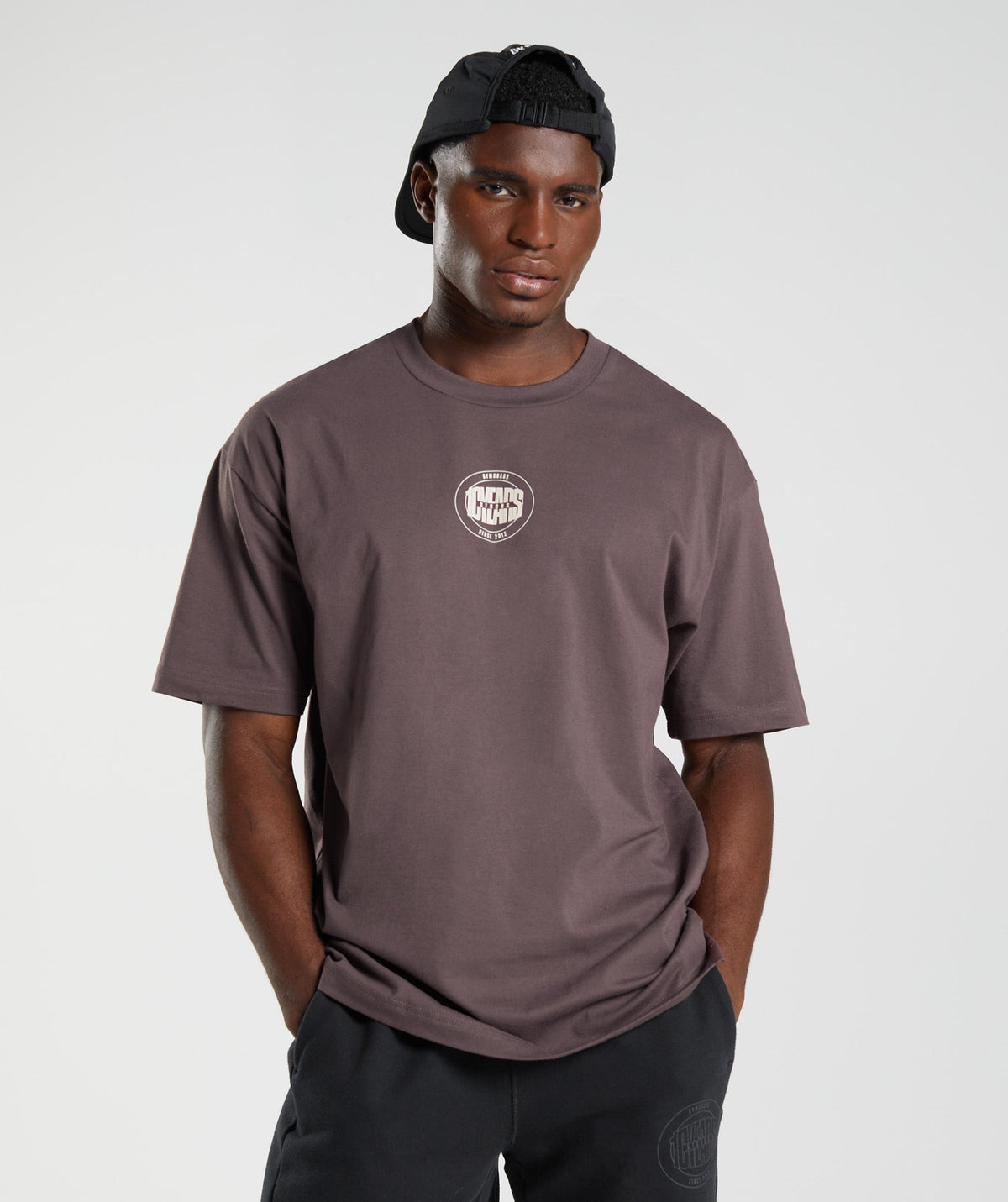 gymshark-gs10-year-oversized-t-shirt-chocolate-brown-aw22