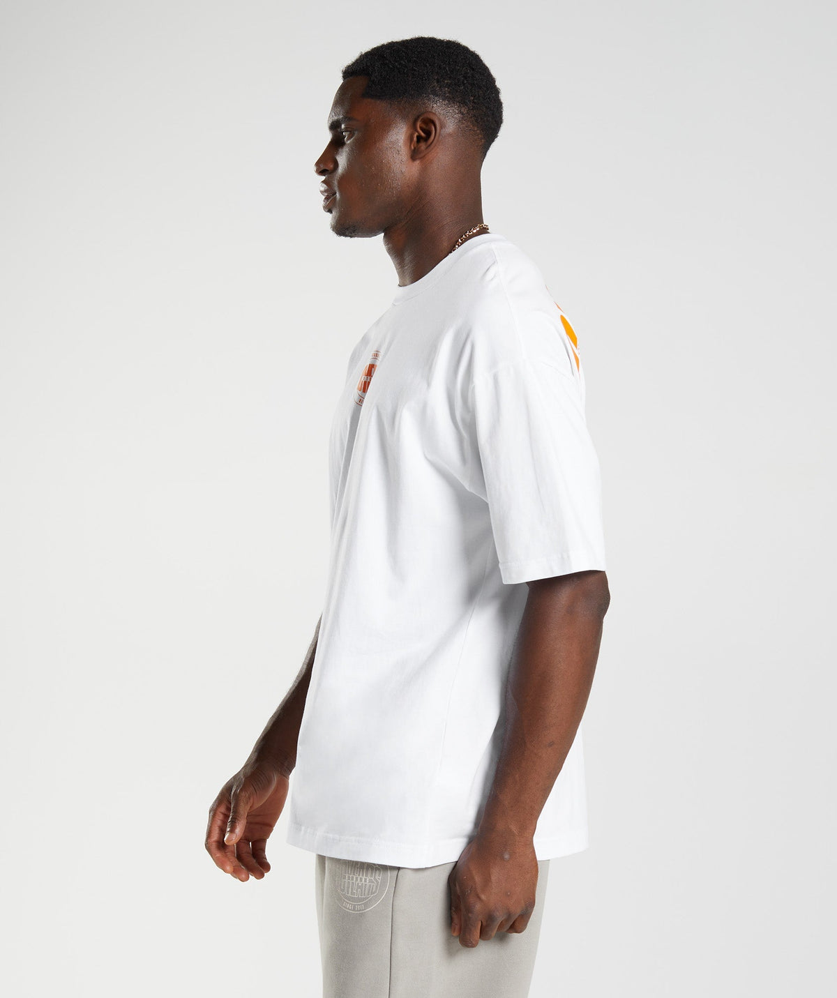 gymshark-gs10-year-oversized-t-shirt-white-aw22