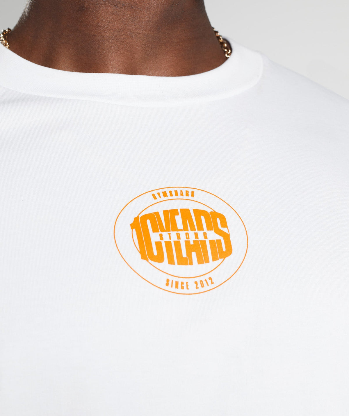 gymshark-gs10-year-oversized-t-shirt-white-aw22
