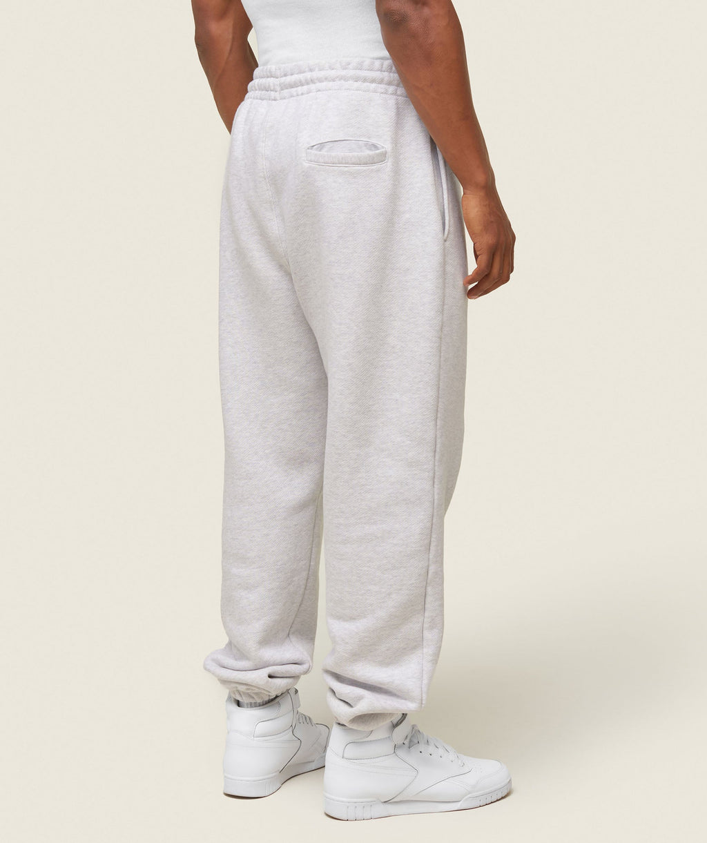 gymshark-everywear-relaxed-sweatpants-bros-soft-grey-marl-aw24