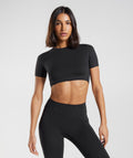 gymshark-whitney-short-sleeve-crop-top-black-ss23