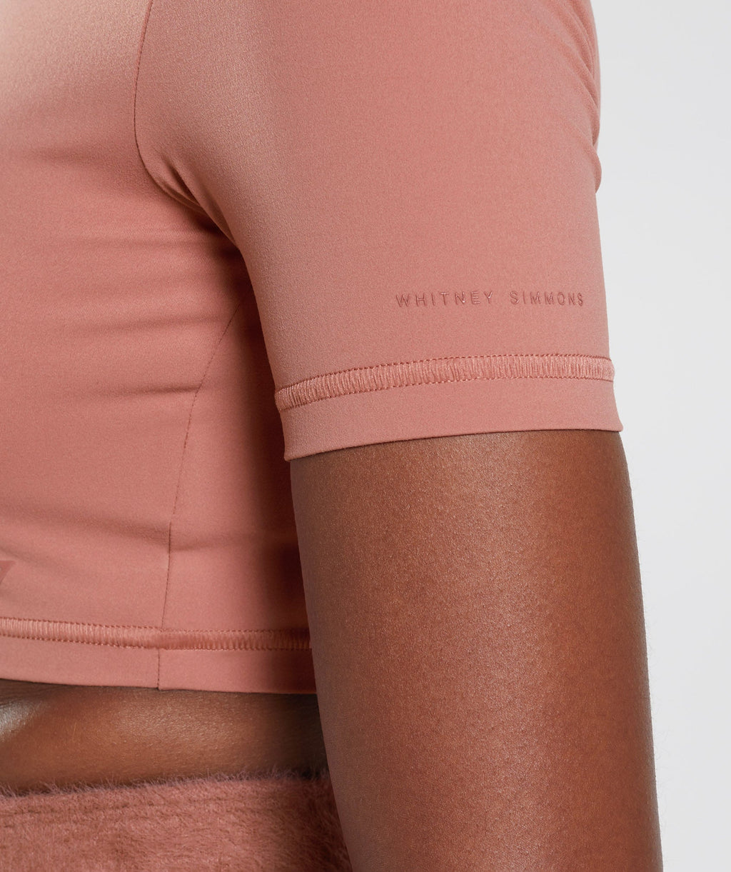 gymshark-whitney-short-sleeve-crop-top-canyon-red-ss23