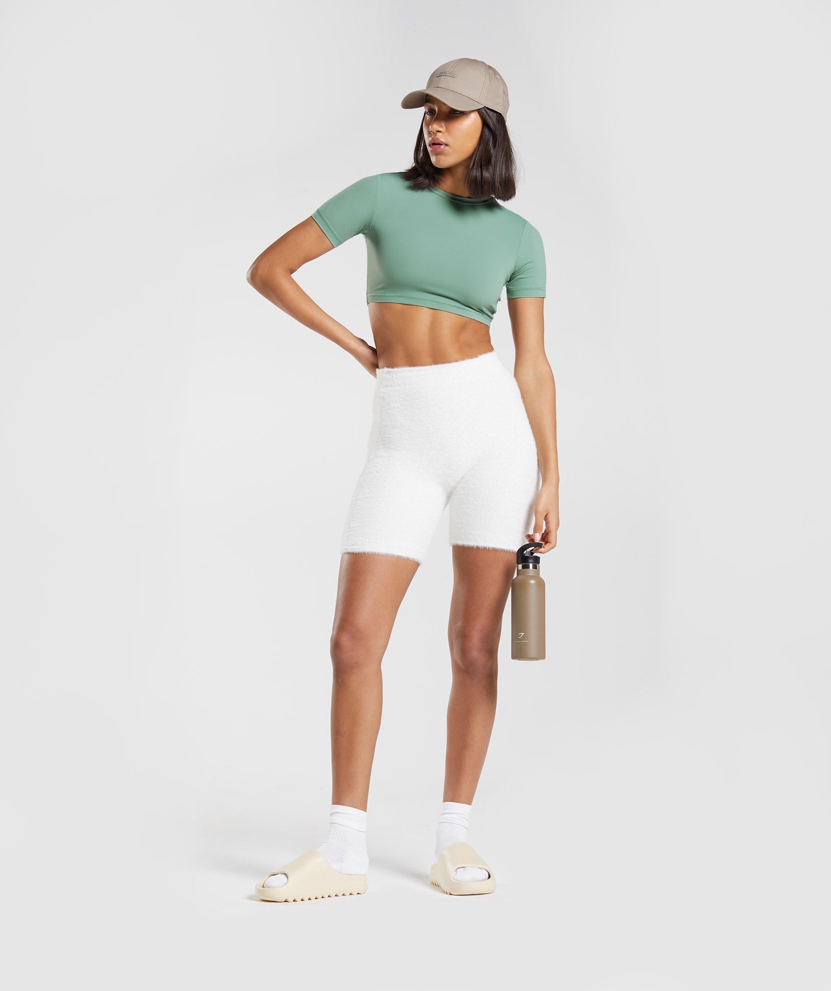 gymshark-whitney-short-sleeve-crop-top-leaf-green-ss23
